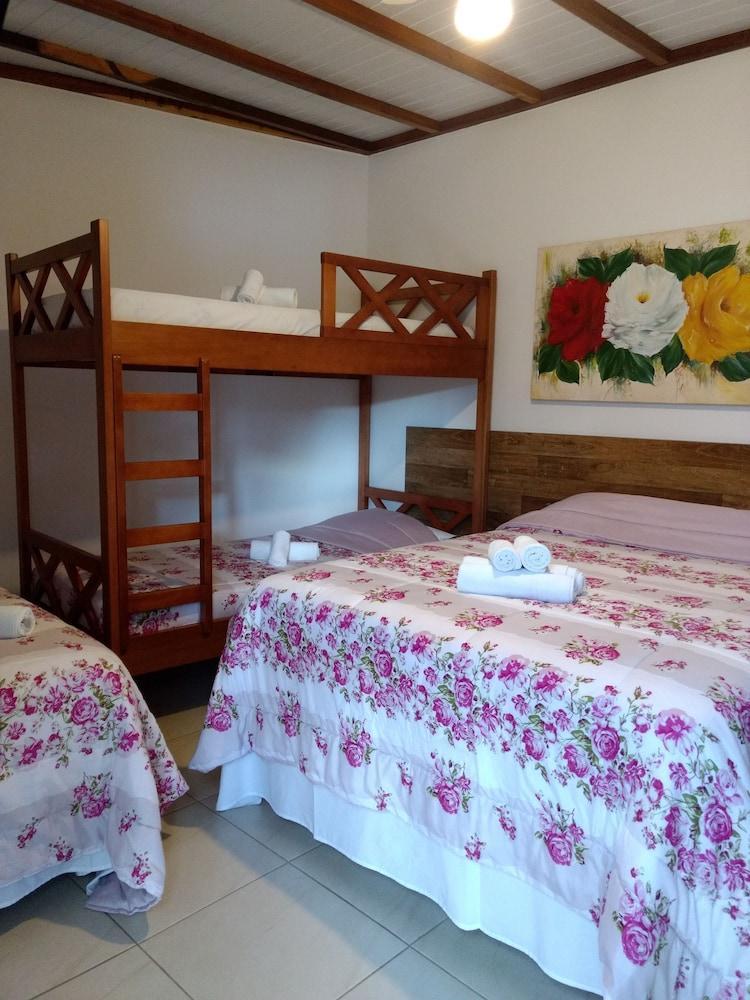 Pousada Villa Virginia Гуаружа Экстерьер фото